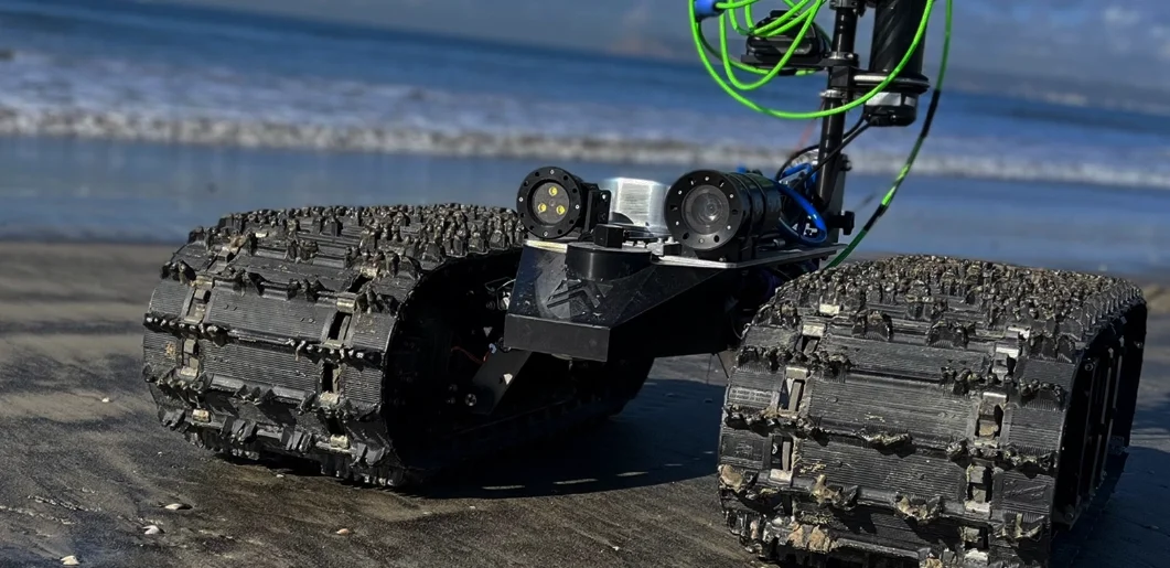 Greensea IQ Unveils Its Most Advanced EverClean Service Robot, Coastal